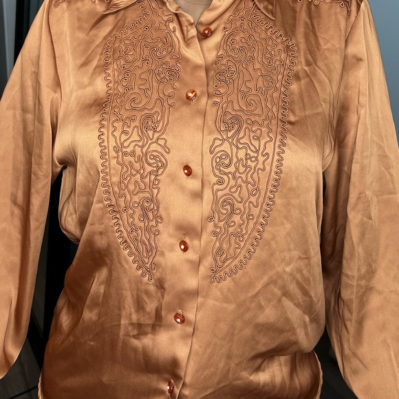 Brown silk top - Picture 4 of 4